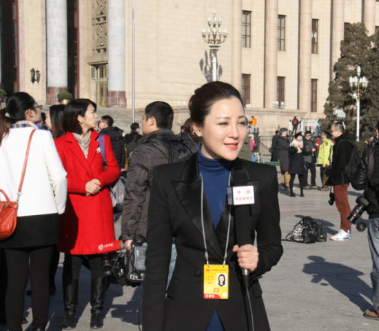 央視著名女記者群體風采，央視女記者群體的風采展示
