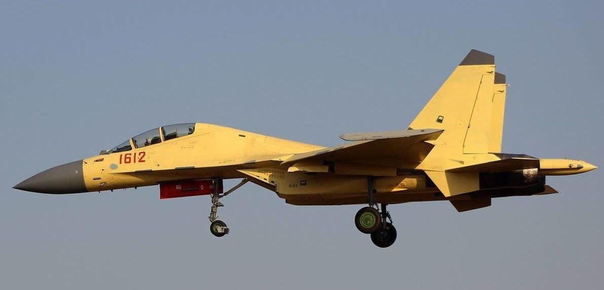關(guān)于殲-16戰(zhàn)斗機(jī)發(fā)生過的事情，殲-16戰(zhàn)斗機(jī)，揭秘其輝煌歷程與英勇事跡