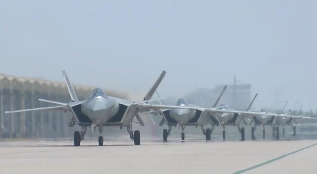 殲八戰(zhàn)斗機(jī)的兩大優(yōu)勢(shì)，速度與機(jī)動(dòng)性，殲八戰(zhàn)斗機(jī)的速度與機(jī)動(dòng)性優(yōu)勢(shì)解析