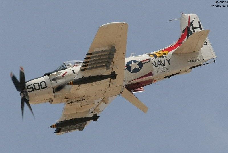 A-1攻擊機(jī)天襲者的傳奇與演變，A-1攻擊機(jī)天襲者的傳奇歷程與演變