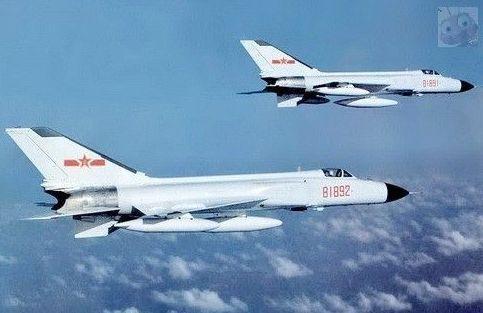 殲八戰(zhàn)斗機(jī)尺寸解析，殲八戰(zhàn)斗機(jī)尺寸深度解析