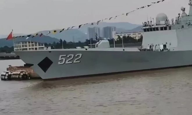 中國(guó)海軍新力量，054A系列新艦的服役，中國(guó)海軍新力量崛起，054A系列新艦的榮耀服役