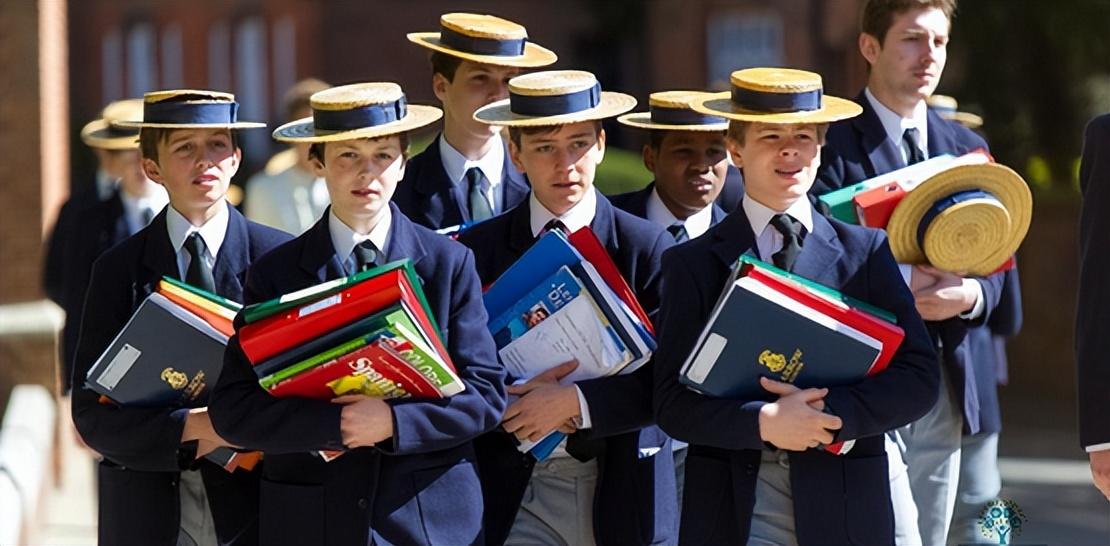 香港英式閱兵，傳統(tǒng)與現(xiàn)代的交融，香港英式閱兵，傳統(tǒng)與現(xiàn)代的華麗交融