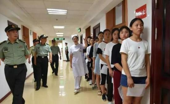 手臂上有疤痕可以當(dāng)兵嗎，解讀征兵政策與疤痕影響，解讀征兵政策，手臂疤痕對(duì)當(dāng)兵的影響分析