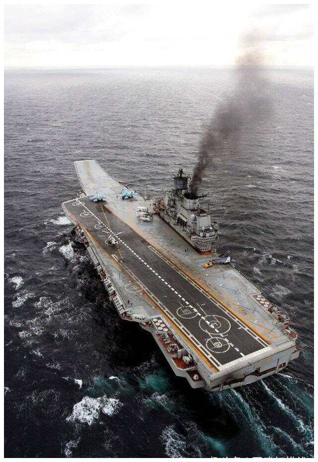 庫(kù)茲涅佐夫號(hào)航母的艦載機(jī)搭載能力，庫(kù)茲涅佐夫號(hào)航母的艦載機(jī)搭載能力解析
