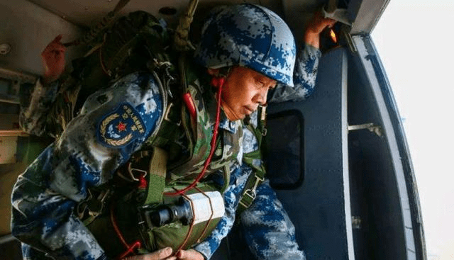 空降兵第十五軍