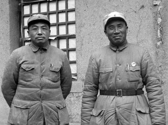 集團(tuán)軍總司令級別，職責(zé)、能力與領(lǐng)導(dǎo)力，集團(tuán)軍總司令，職責(zé)、能力與領(lǐng)導(dǎo)力的全方位解析