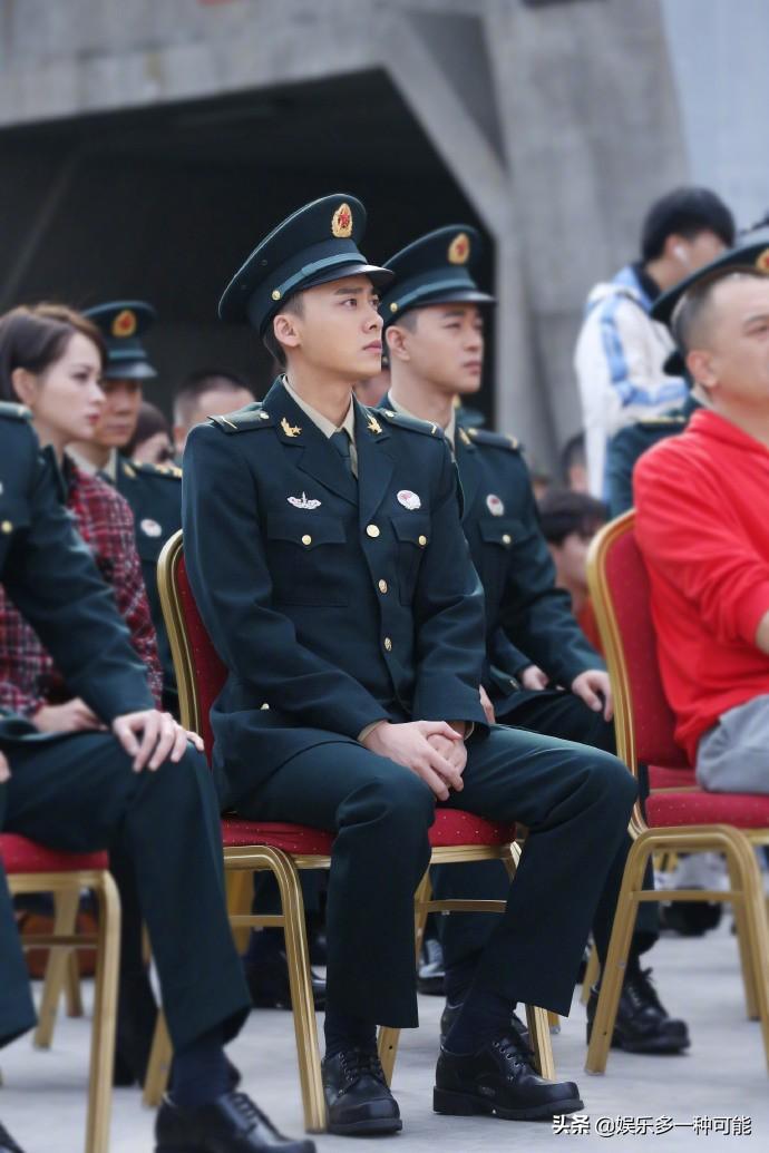 火箭軍軍服標(biāo)志，榮耀的象征與力量的展現(xiàn)，火箭軍軍服標(biāo)志，榮耀與力量的象征