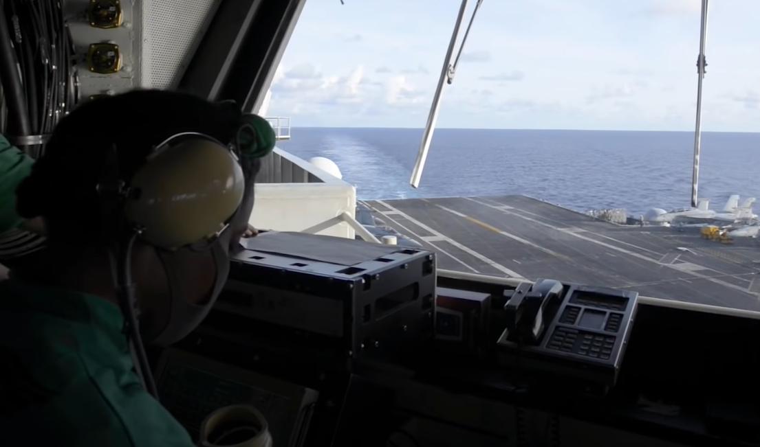 福特號航空母艦的尺寸與威力，福特號航空母艦，尺寸與威力的完美結(jié)合