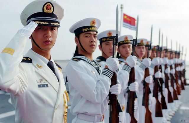 海軍一般服役年數(shù)解析，海軍服役年數(shù)解析，了解海軍的常規(guī)服役時(shí)長