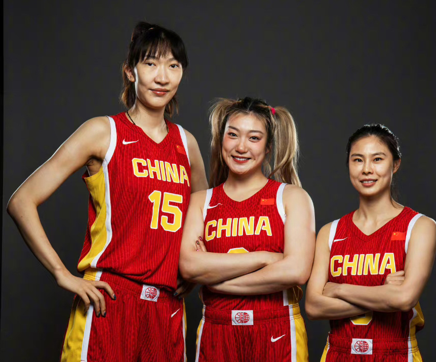 中國女籃最漂亮照片，榮耀與力量的瞬間定格，中國女籃榮耀瞬間，美麗與力量的定格照片