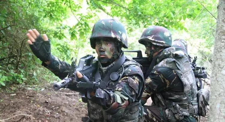 蛟龍突擊隊臂章