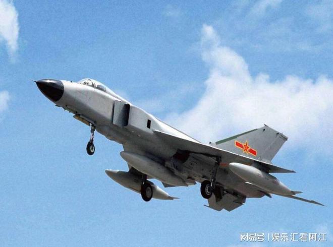 殲-8戰(zhàn)斗機(jī)參數(shù)詳解，殲-8戰(zhàn)斗機(jī)性能參數(shù)全面解析