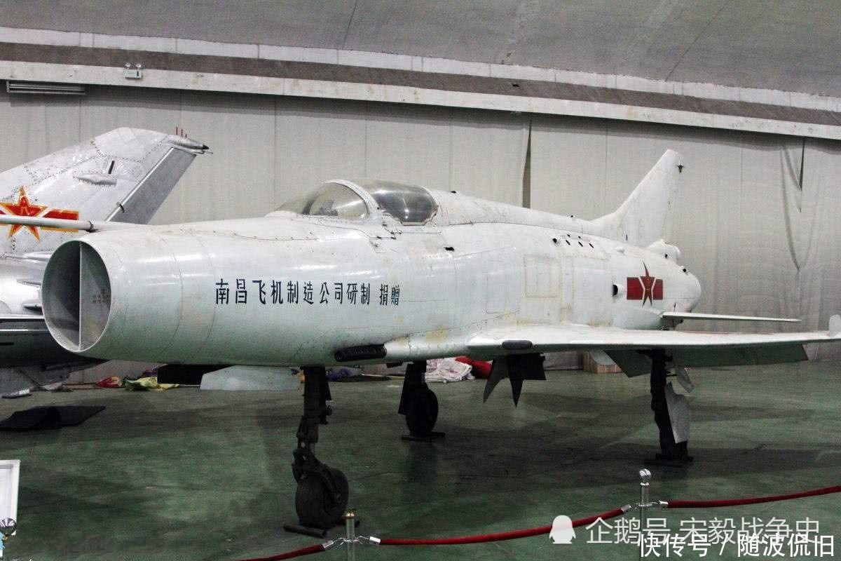 殲-12為何日漸老舊，探究其背后的原因與挑戰(zhàn)，殲-12日漸老舊的背后原因與挑戰(zhàn)探究