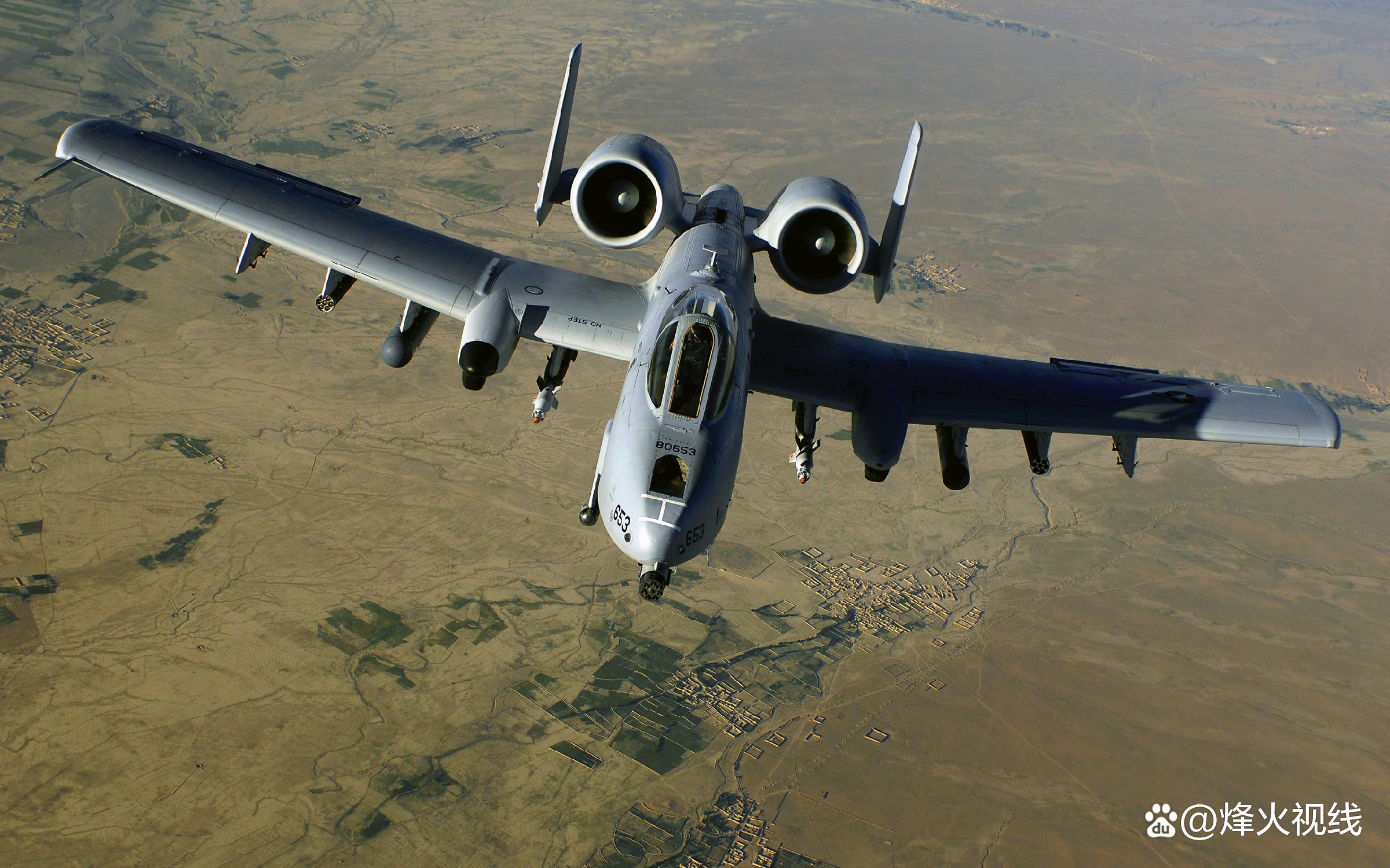 揭秘A-10攻擊機(jī)的名字，疣豬還是雷電？，揭秘疣豬A-10攻擊機(jī)的名字背后的故事