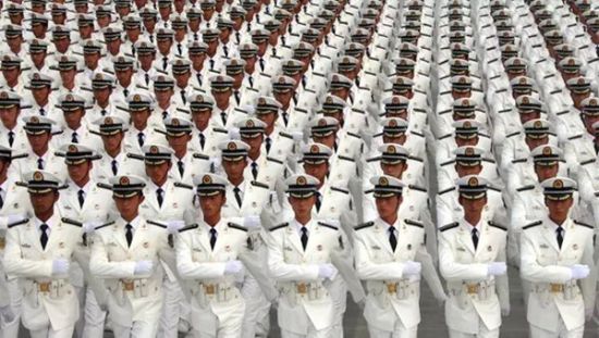 2009年國慶閱兵海軍方隊，榮耀與力量的展現(xiàn)，2009年國慶閱兵海軍方隊，榮耀與力量的海洋之旅