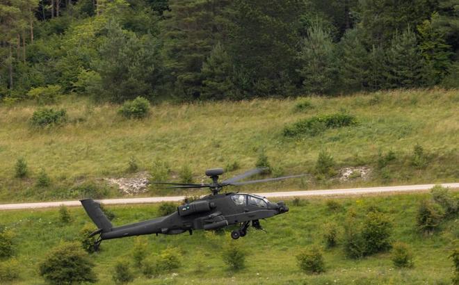 阿帕奇武裝直升機繪畫教程