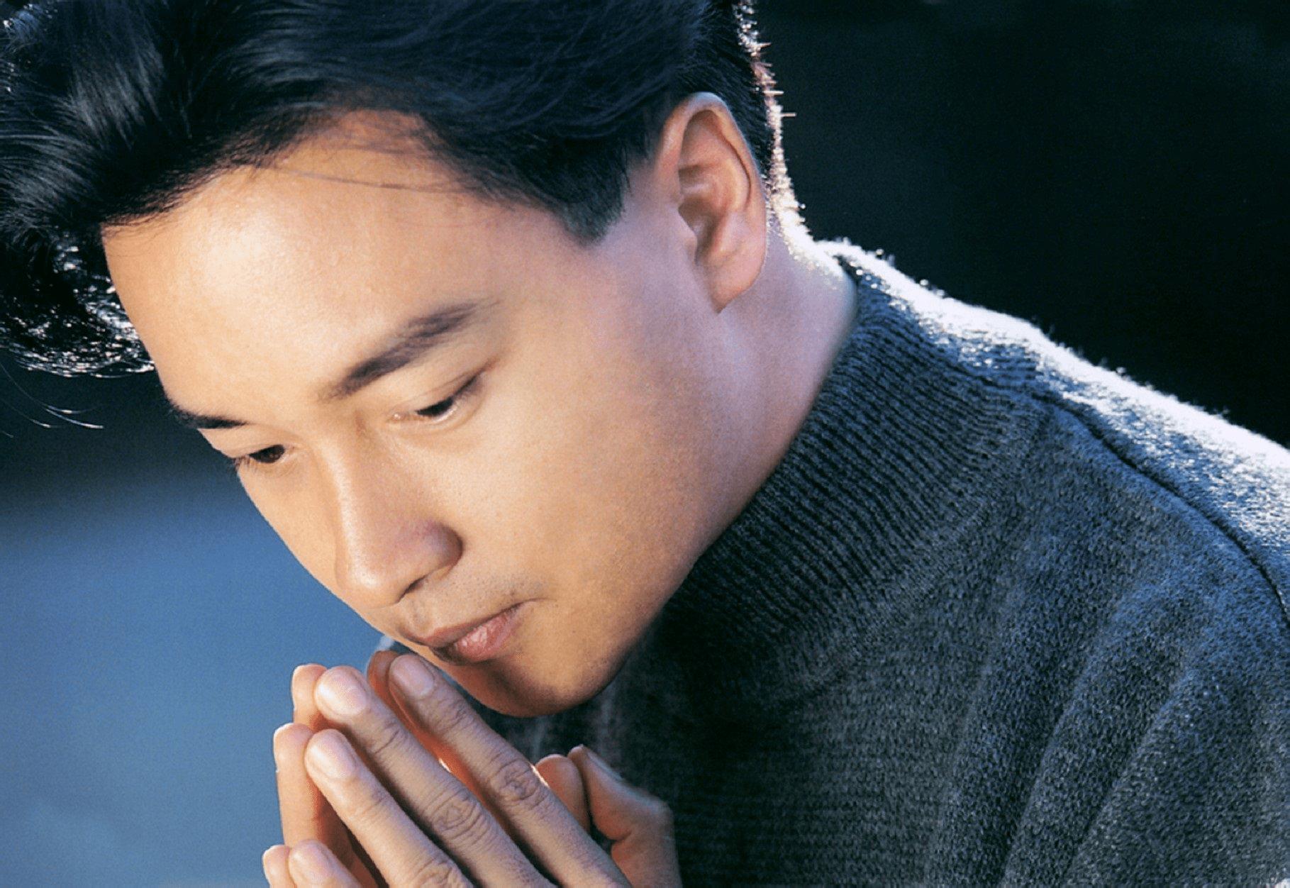 駐港部隊(duì)20周年閱兵，榮耀與擔(dān)當(dāng)?shù)囊娮C，駐港部隊(duì)20周年閱兵，榮耀與擔(dān)當(dāng)?shù)妮x煌時(shí)刻