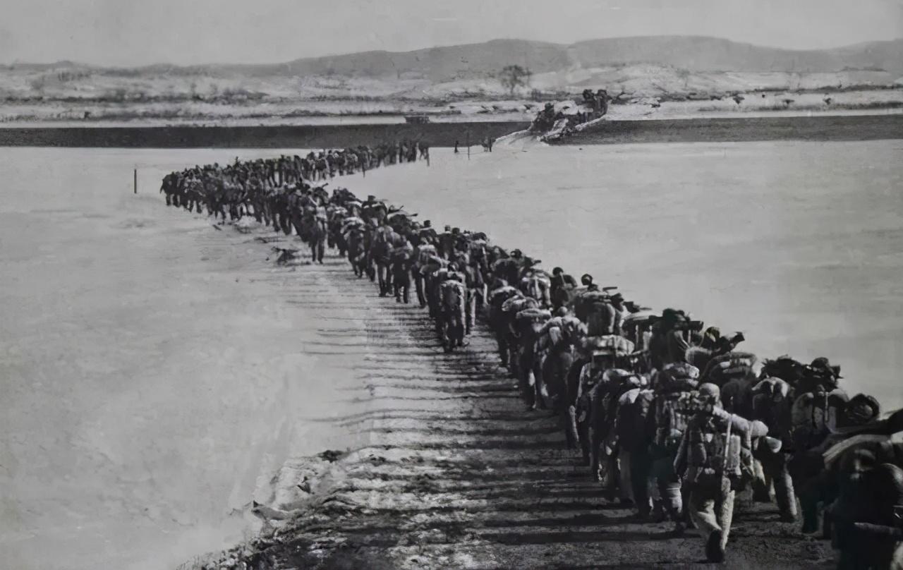 中國(guó)人民志愿者戰(zhàn)歌，一曲激昂的歌曲，中國(guó)人民志愿者戰(zhàn)歌，激昂旋律頌英雄