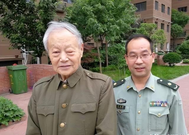 探究二十一世紀的集團陸軍，轉型、挑戰(zhàn)與機遇，二十一世紀的集團陸軍，轉型、挑戰(zhàn)與機遇探究