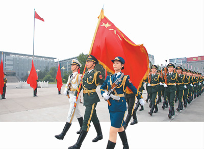 三軍儀仗隊禮兵服，榮耀的象征與時代的印記，三軍儀仗隊禮兵服，榮耀與時代的象征