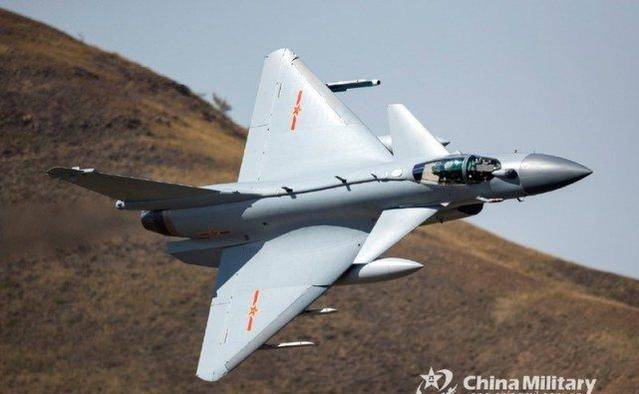 中國戰(zhàn)斗機重量，深度解析與探討，中國戰(zhàn)斗機重量深度剖析與探討
