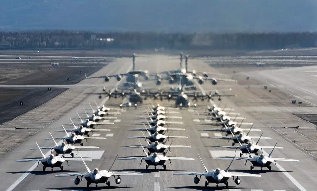 殲-16裝備海軍航空兵，空中力量的嶄新篇章，殲-16裝備海軍航空兵，空中力量新篇章開啟
