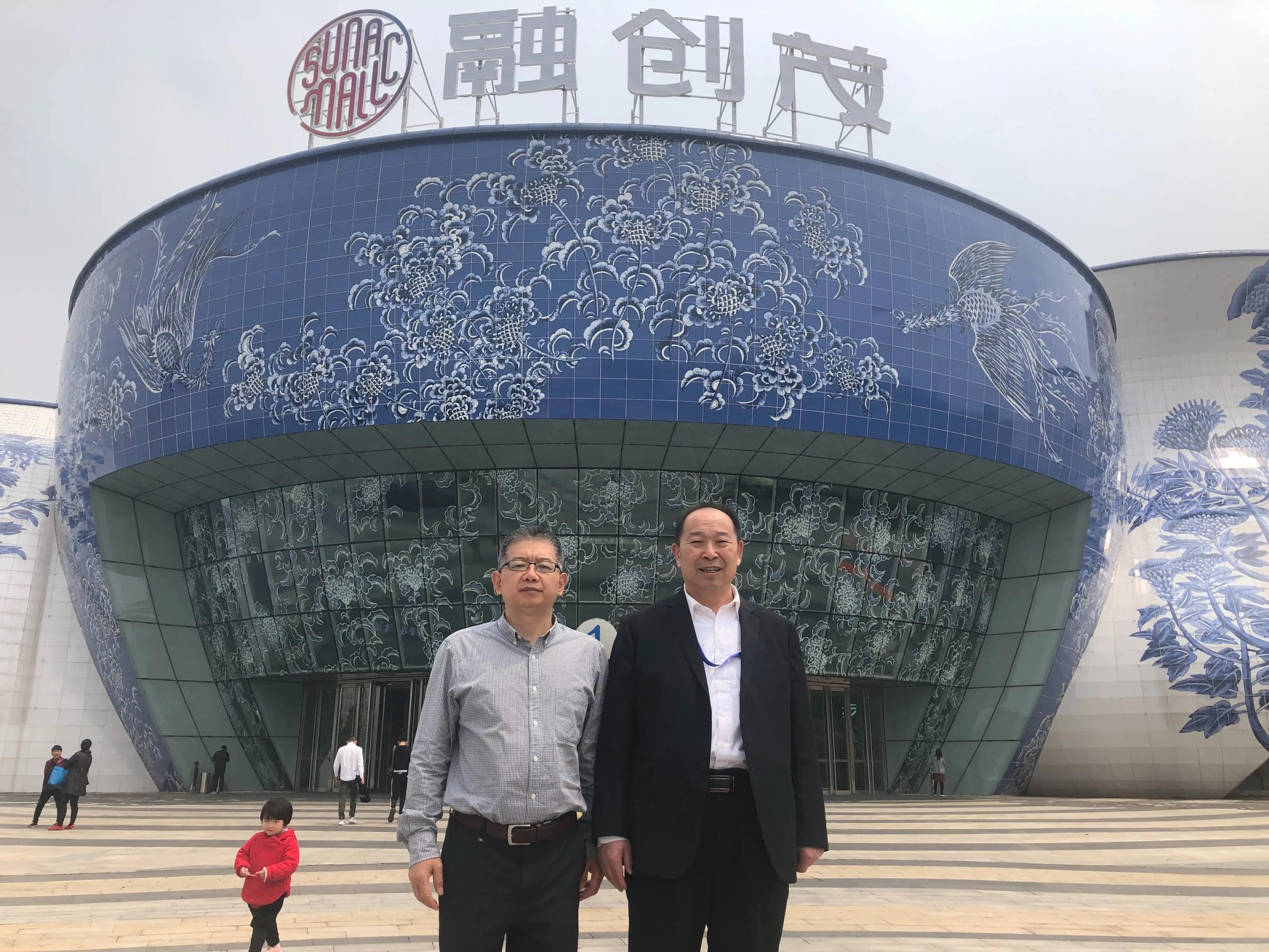 中國今日新聞，張時仲董事長的領(lǐng)導(dǎo)力與企業(yè)的蓬勃發(fā)展，張時仲董事長領(lǐng)導(dǎo)力推動中國企業(yè)蓬勃發(fā)展，今日新聞速遞