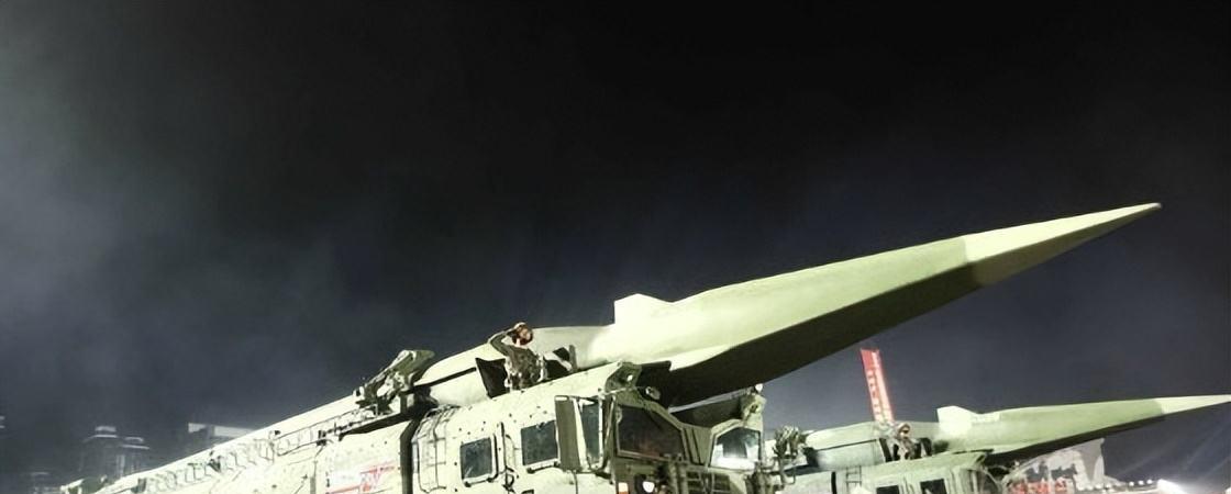 東風(fēng)17反艦導(dǎo)彈，中國(guó)海軍力量的銳利之劍，東風(fēng)17反艦導(dǎo)彈，中國(guó)海軍力量的銳利之劍