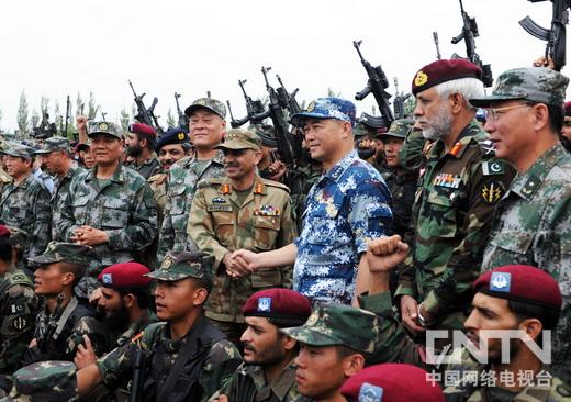 中巴軍演，深化合作，展示實(shí)力，外網(wǎng)熱議不斷，中巴軍演深化合作，實(shí)力展示引發(fā)外網(wǎng)熱議