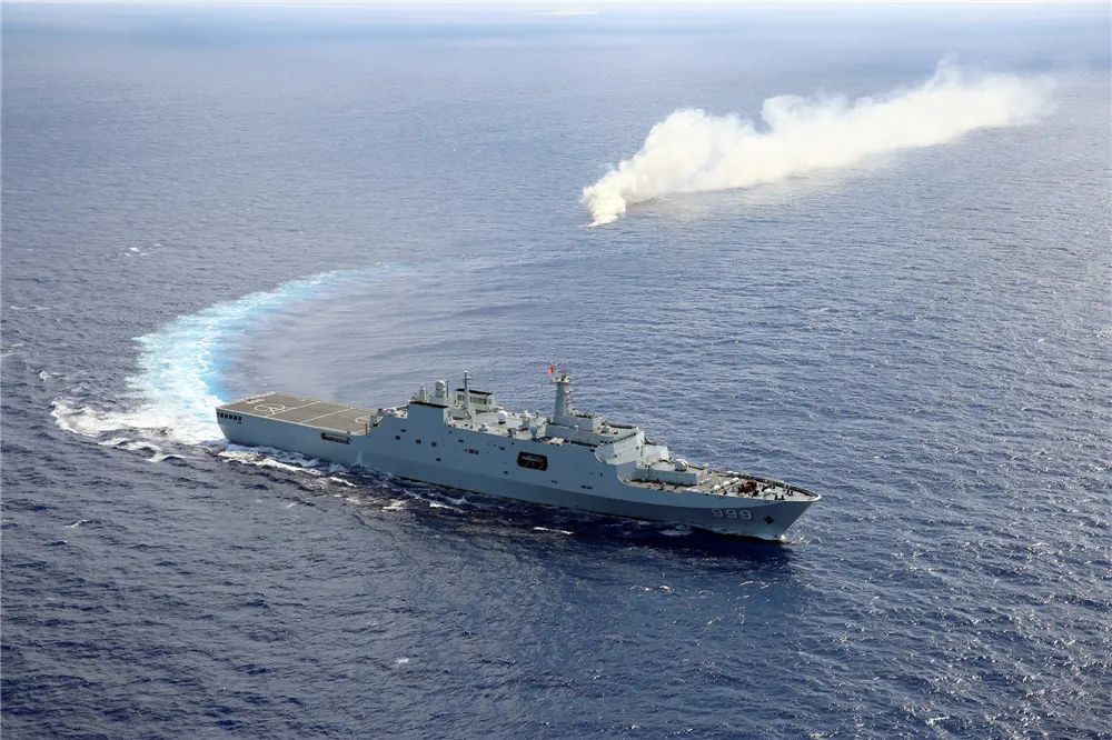 湛江井岡山艦，中國(guó)海軍力量的新標(biāo)桿，湛江井岡山艦，中國(guó)海軍力量的新標(biāo)桿典范