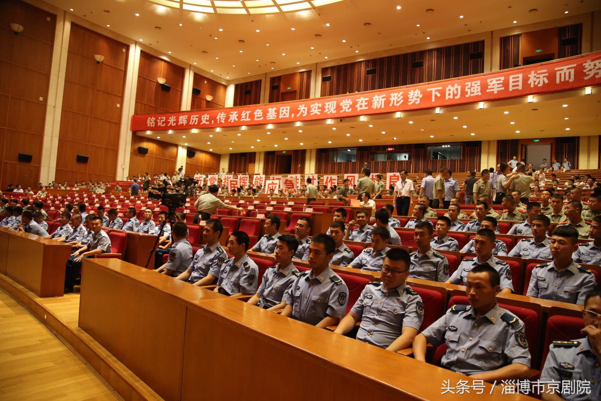 中國人民解放軍軍旗確定的歷程及其深遠(yuǎn)影響，中國人民解放軍軍旗確定歷程及其深遠(yuǎn)影響的探究