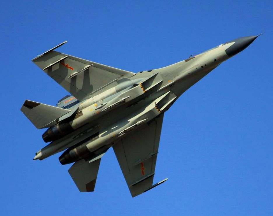 中國(guó)殲擊機(jī)視頻，展現(xiàn)空中力量的壯麗畫(huà)卷，中國(guó)殲擊機(jī)壯麗空中力量展示視頻