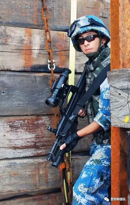 揭秘蛟龍突擊隊(duì)秦一杰，英勇戰(zhàn)士的影像記錄，蛟龍突擊隊(duì)秦一杰，英勇戰(zhàn)士的影像揭秘