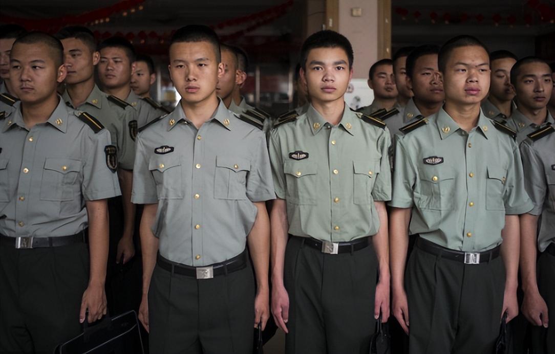 義務(wù)兵軍銜等級(jí)排名及其重要性，義務(wù)兵軍銜等級(jí)排名及其地位與重要性概述