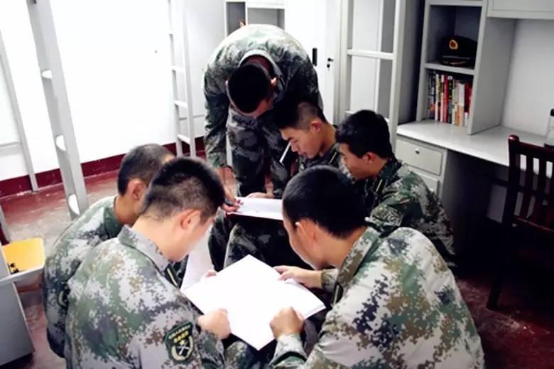 今日解放軍報(bào)電子閱讀，數(shù)字化時(shí)代下的軍事新聞獲取新途徑，數(shù)字化時(shí)代下的軍事新聞獲取新途徑——今日解放軍報(bào)電子閱讀