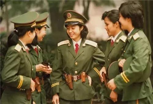 老軍裝，歷史的印記，時代的記憶，老軍裝，歷史的印記與時代記憶