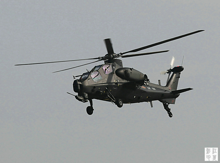 武直十直升機(jī)視頻，展現(xiàn)空中力量的獨(dú)特魅力，武直十直升機(jī)，展現(xiàn)空中力量的震撼魅力視頻