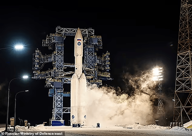 火箭太空解體，探索與挑戰(zhàn)的嚴(yán)峻考驗(yàn)，火箭太空解體，探索之旅的嚴(yán)峻挑戰(zhàn)