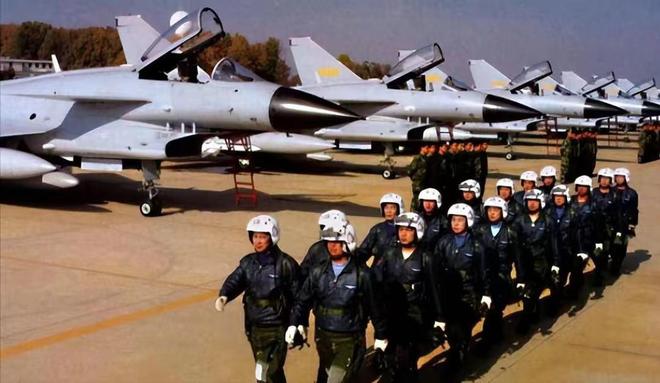 中國(guó)空軍招飛事項(xiàng)全面解析，中國(guó)空軍招飛全面解析指南