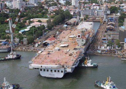 航空母艦服役時(shí)間，探究其背后的因素與意義，航空母艦服役時(shí)間揭秘，探究背后的因素及其深遠(yuǎn)意義