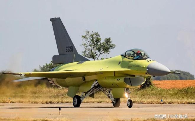 揭秘F-16 Block 70戰(zhàn)機(jī)，性能、特點(diǎn)與應(yīng)用，揭秘F-16 Block 70戰(zhàn)機(jī)，性能特點(diǎn)與應(yīng)用實(shí)戰(zhàn)解析