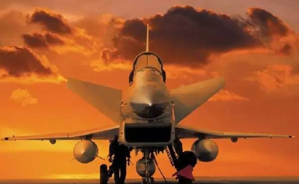 殲一10戰(zhàn)斗機簡介，殲一10戰(zhàn)斗機概覽