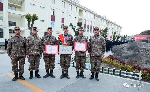 兩個三等功士官保送提干條件分析，二等功士官保送提干條件深度解析