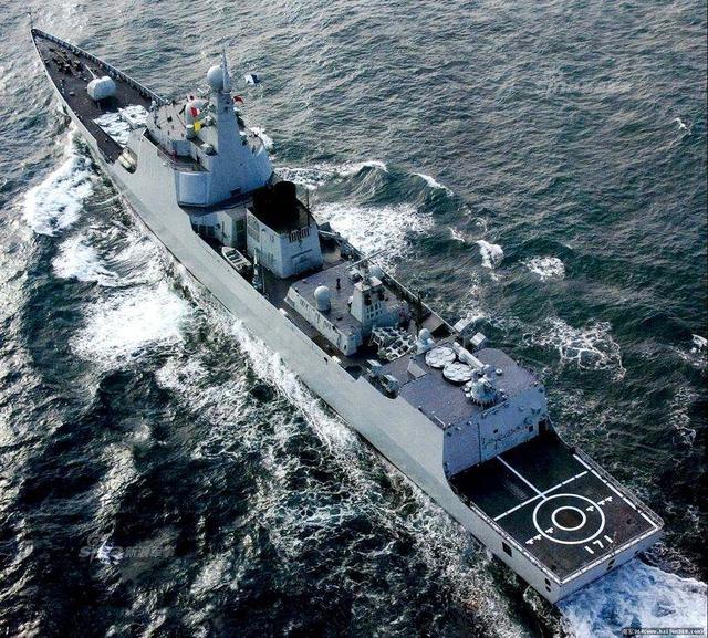 中國(guó)海軍新篇章，052C驅(qū)逐艦的改裝啟程，中國(guó)海軍新篇章，052C驅(qū)逐艦改裝啟航