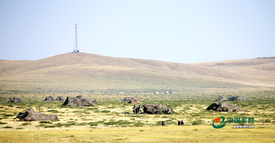 朱日和，沙漠與草原的交織之地，朱日和，沙漠與草原的交融之境