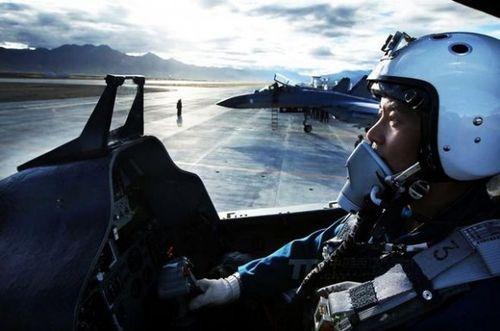 2011年中國空軍實(shí)力概覽，中國空軍實(shí)力概覽，2011年深度解析