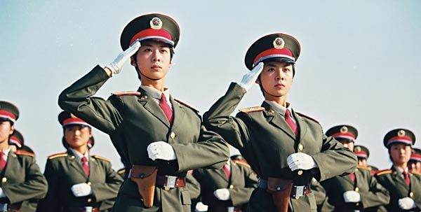 大學(xué)生報(bào)考軍校的要求與條件，大學(xué)生報(bào)考軍校的要求與資格詳解