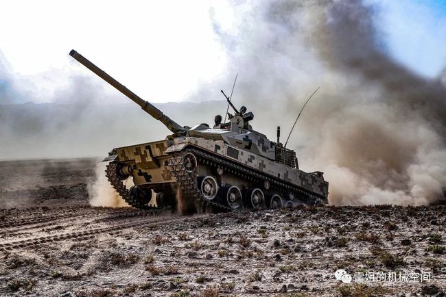 96式，中國(guó)坦克的杰出代表，中國(guó)坦克杰出代表，96式主戰(zhàn)坦克