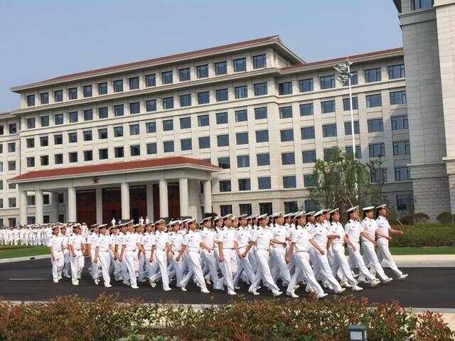 青島艦隊(duì)總部揭秘，位置、功能與重要性，青島艦隊(duì)總部揭秘，位置、功能與戰(zhàn)略重要性